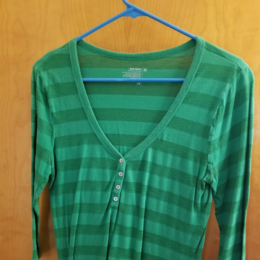 V neck long sleeve